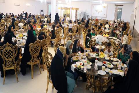 نشست صمیمی استاندار هرمزگان با نخبگان علمی، فرهنگی و کار آفرینان کمیته امداد