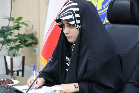 نشست مدیران کمیته امداد هرمزگان با حضور فاطمه جراره، نماینده مردم استان در مجلس شورای اسلامی-1403/10