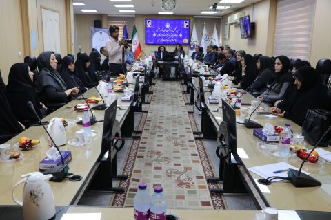 آیین تجلیل از فرهنگیان حامی ایتام و محسنین و فعالان پویش مهرآموز استان - 1404/02/16