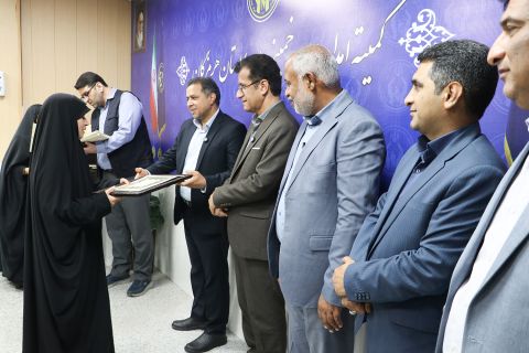 آیین تجلیل از فرهنگیان حامی ایتام و محسنین و فعالان پویش مهرآموز استان - 1404/02/16